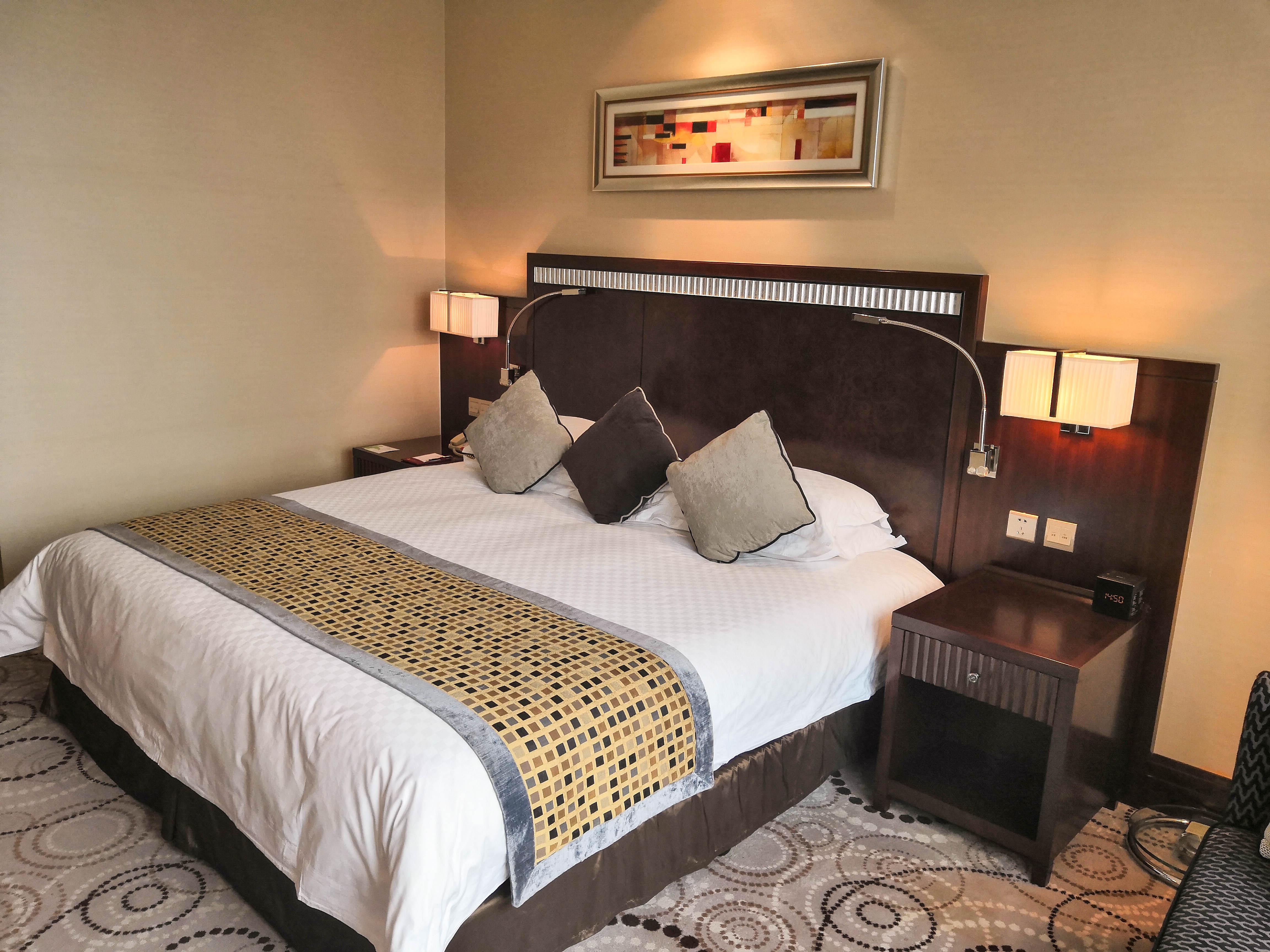 Grand Soluxe Zhongyou Hotel Sanghaj Kültér fotó