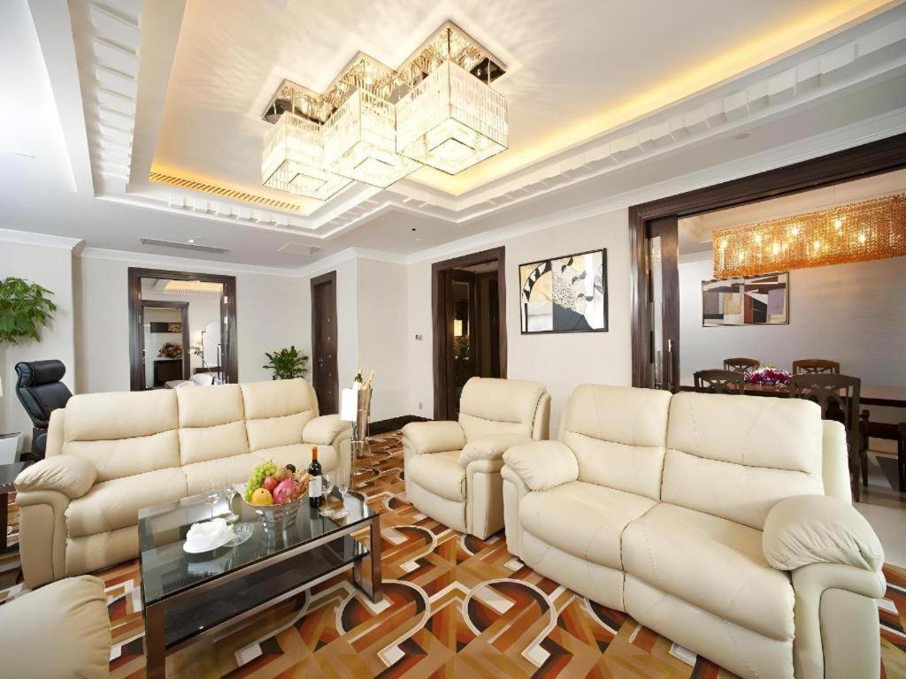 Grand Soluxe Zhongyou Hotel Sanghaj Kültér fotó