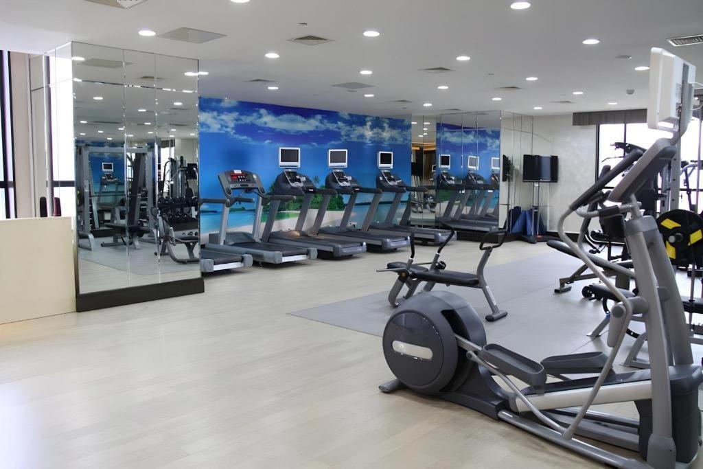 Grand Soluxe Zhongyou Hotel Sanghaj Kültér fotó