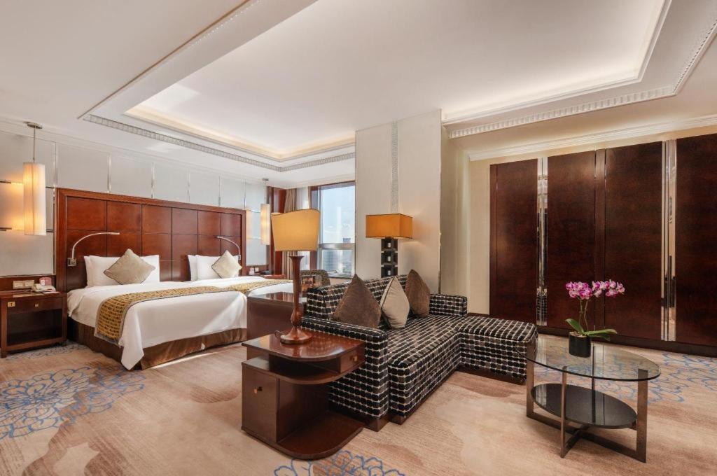 Grand Soluxe Zhongyou Hotel Sanghaj Kültér fotó