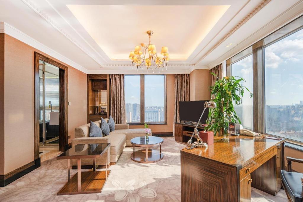 Grand Soluxe Zhongyou Hotel Sanghaj Kültér fotó
