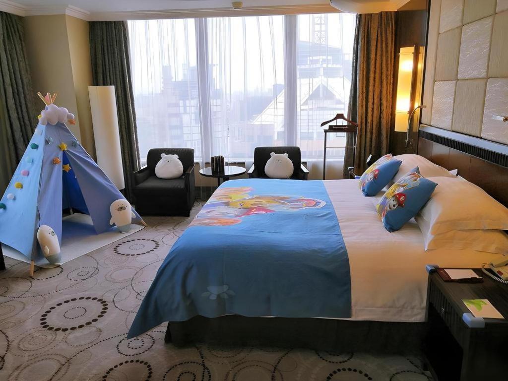 Grand Soluxe Zhongyou Hotel Sanghaj Kültér fotó