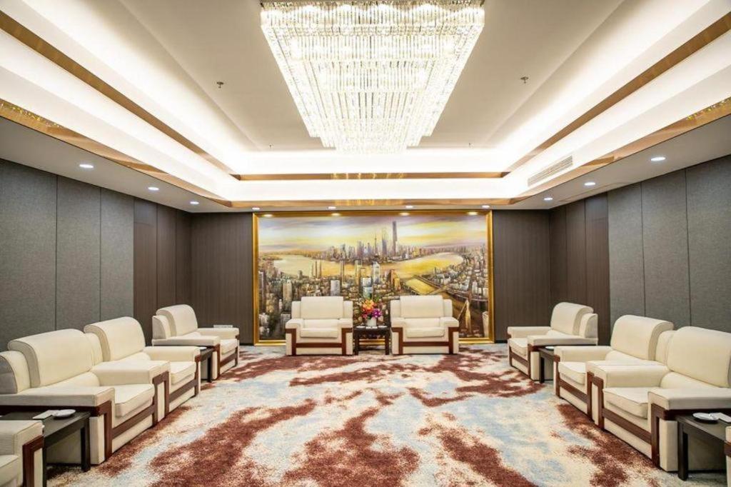 Grand Soluxe Zhongyou Hotel Sanghaj Kültér fotó
