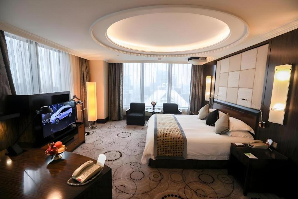 Grand Soluxe Zhongyou Hotel Sanghaj Kültér fotó